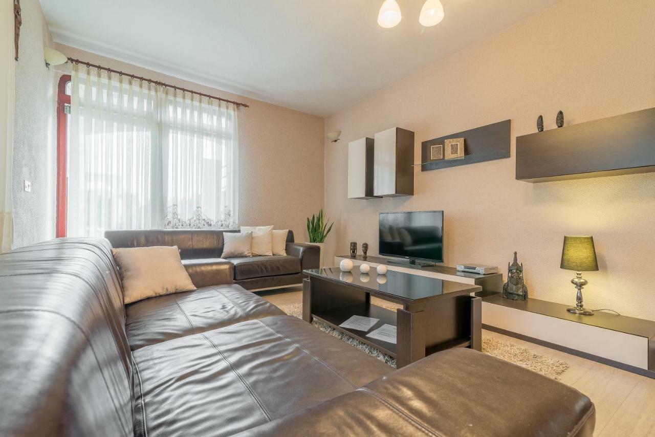 Apartment Kate'S Family Place Задар Екстериор снимка