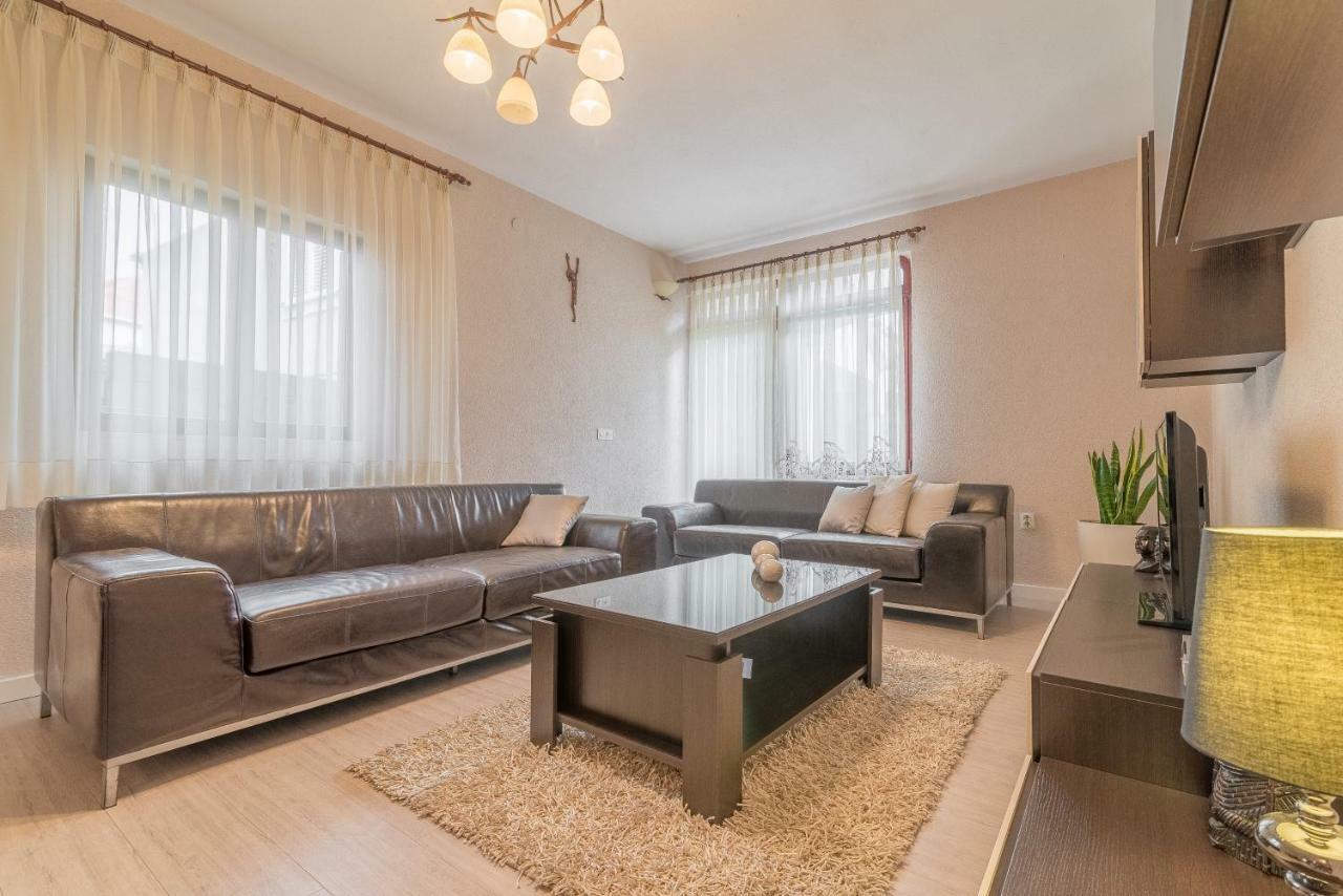 Apartment Kate'S Family Place Задар Екстериор снимка